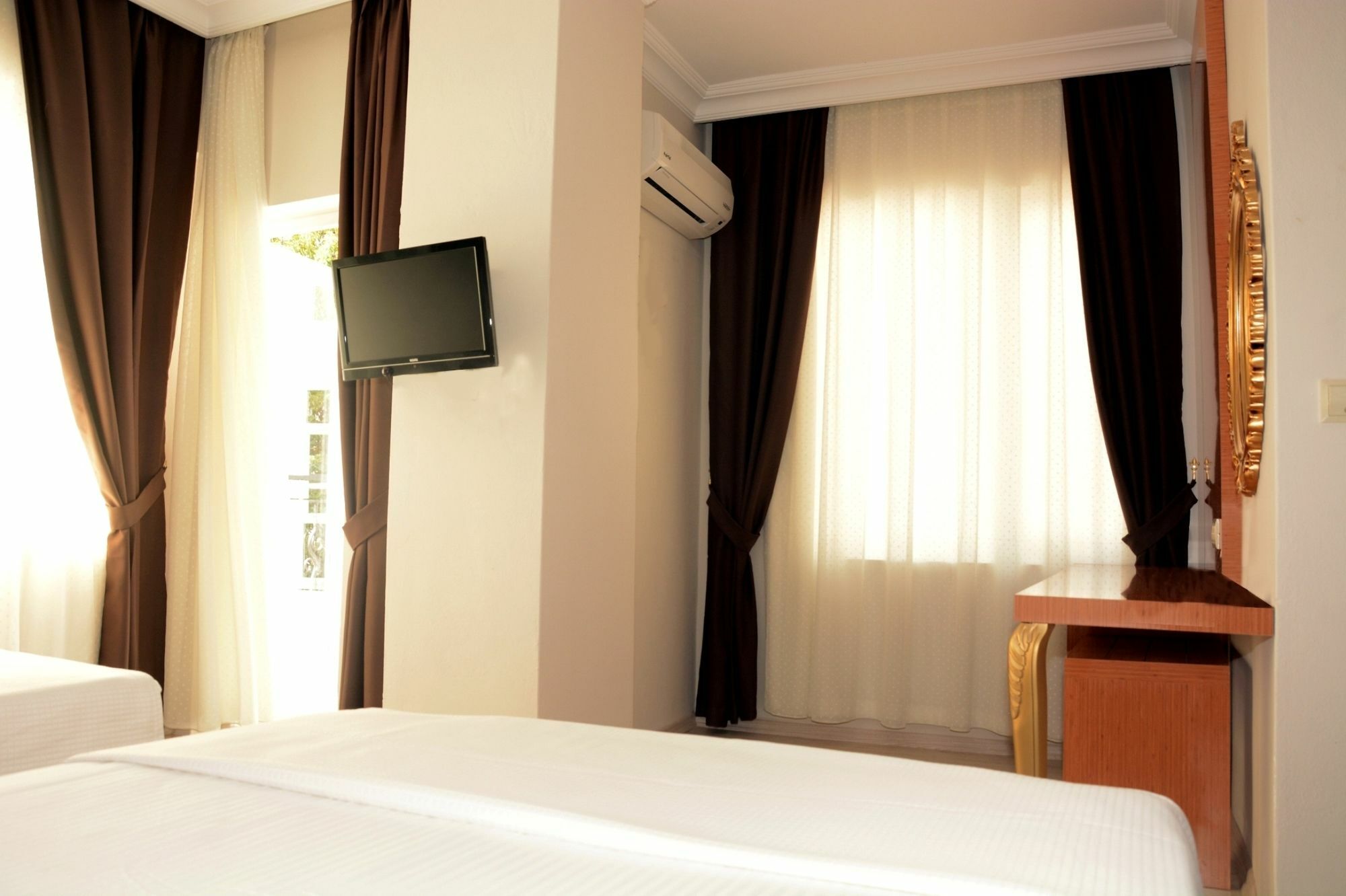Derin Suit Otel Antalya Exteriér fotografie